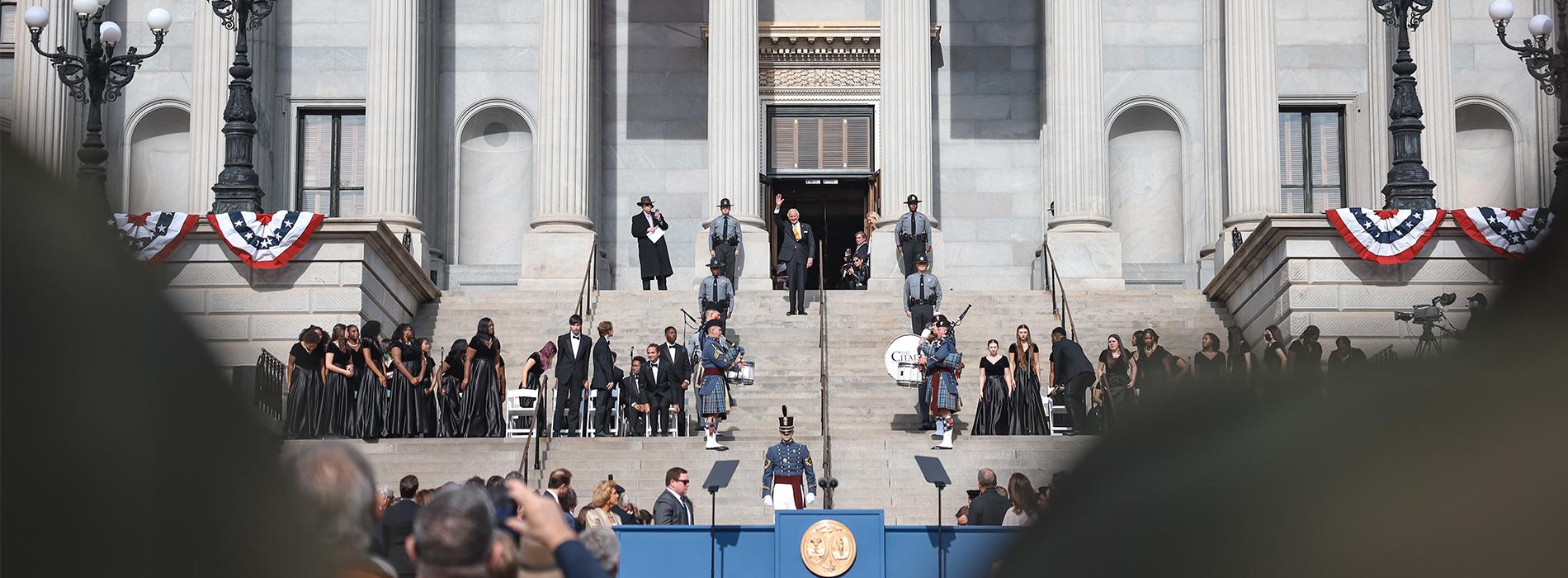 Governor McMaster waves to crowd. 